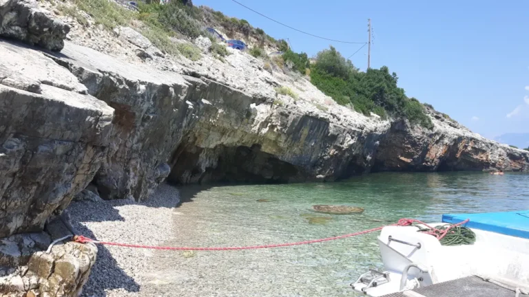 Makris Gialos 2